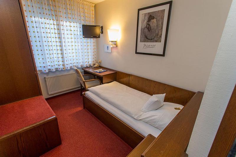 Hotel Restaurant Brintrup Munster  Zimmer foto